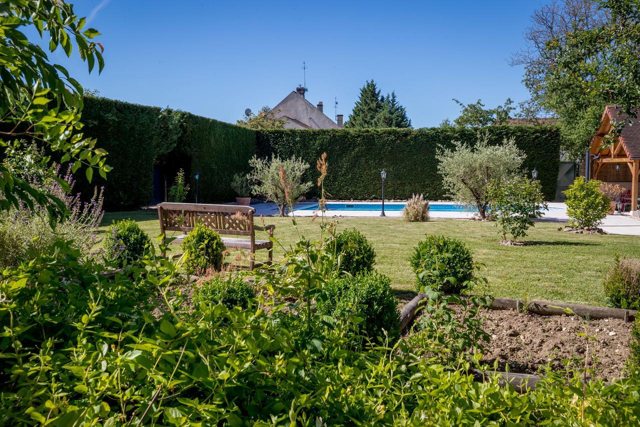 Villa Le Jardin De Maurice Sainte-Marie-la-Blanche Exterior foto